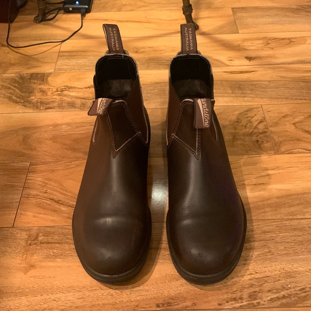 Stout Brown Blundstone #500 Women’s 8.5